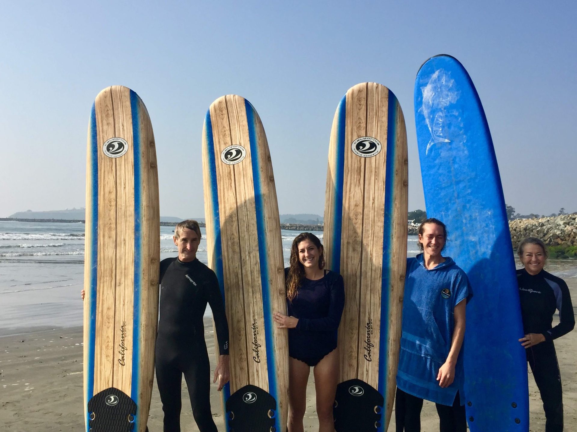 2 Students from PRIVATE GROUP SURF LESSON